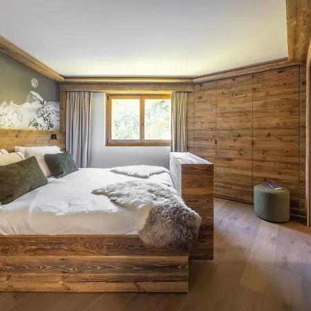 Cozy And Charming In Apartment