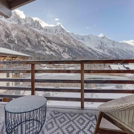 Cozy And Charming In Apartment Courmayeur